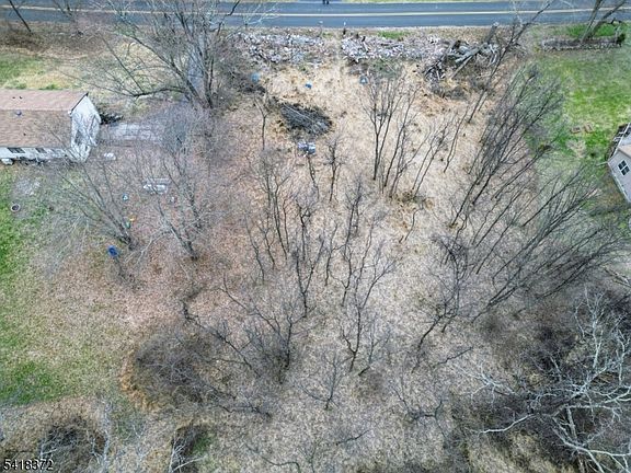 4th image of 16 Cleveland Rd