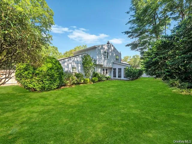 38 Barker Dr — Photo 3