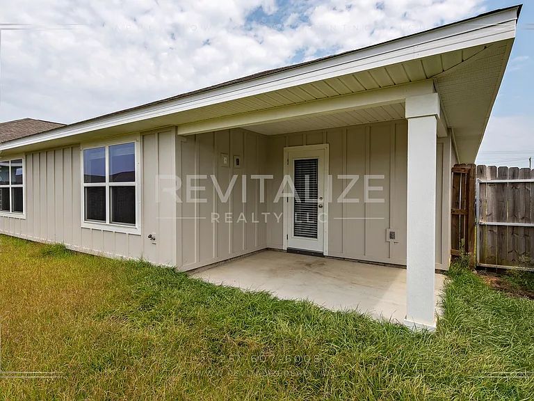 21962 Aleutian Ave — Photo 4