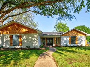 205 Ridgecrest St, New Boston, TX 75570