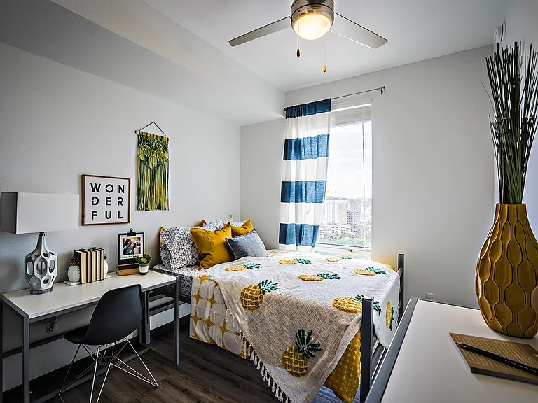 Bedroom 6Signature 1909 - Luxury Off-Campus Apartments Near University of Texas Austin UT - 1909 Rio Grande Street