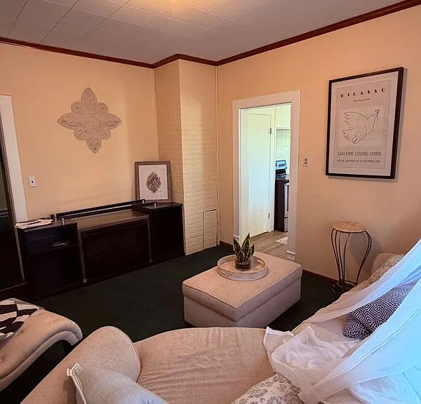701 N Main St #2 — Photo 2