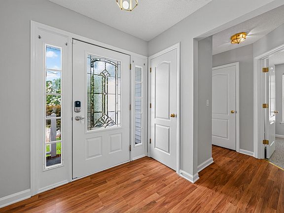 4th image of 6800 Edwell Ct