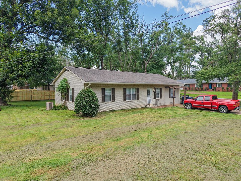 1st image of 1703 Magnolia Rd