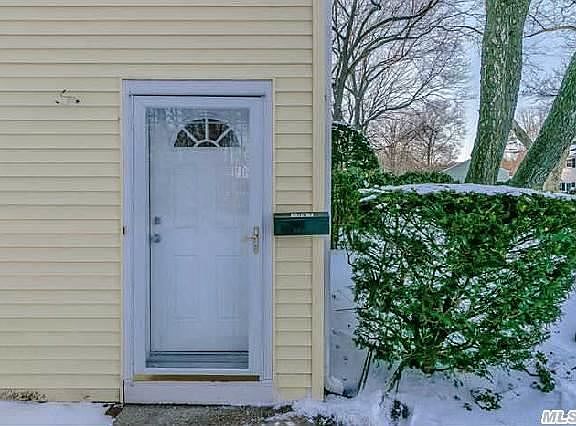 2nd image of 1067 Village Dr