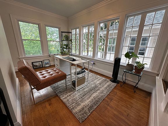 3rd image of 13817 Clifton Blvd #2