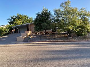 807 Carper Dr, Artesia, NM 88210