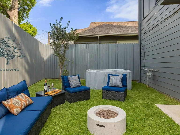 5502 Texas St — Photo 29