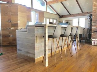 21 Gina Dr, Centerport, NY 11721