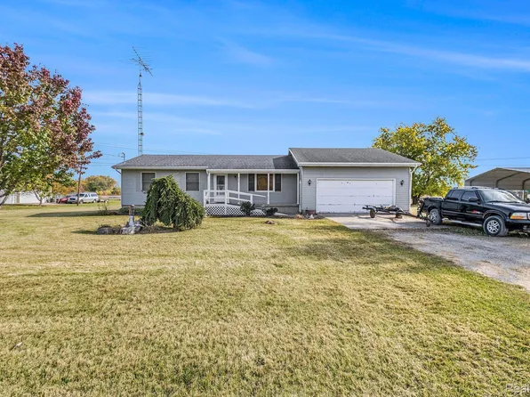 5454 Webster Rd, Flint, MI 48504