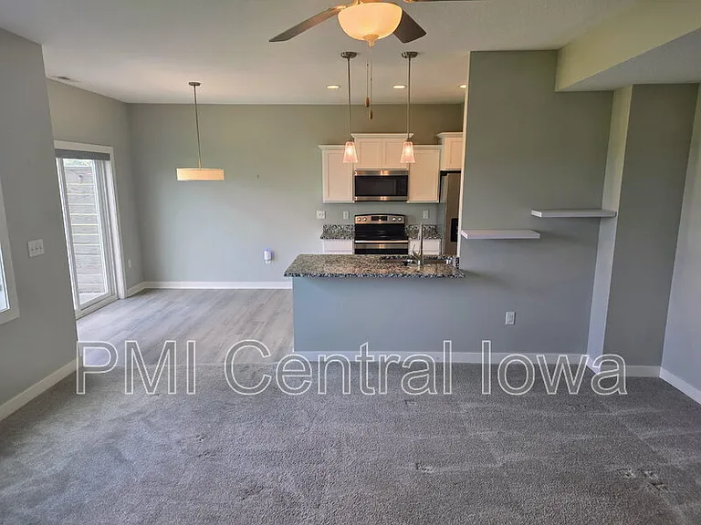 9643 Turnpoint Dr — Photo 9