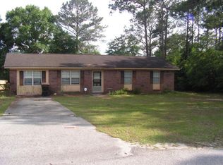 293 Adams St, Newton, AL 36352