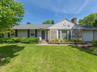 2916 Southridge Dr, South Bend, IN 46614