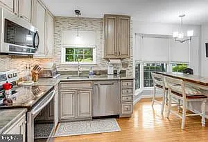 3434 Fort Lyon Dr — Photo 11