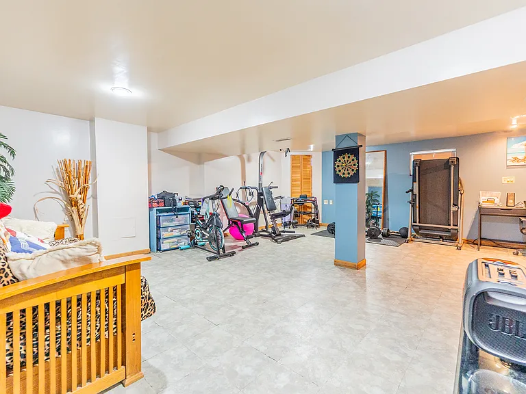 3536 S 61st Ct — Photo 21