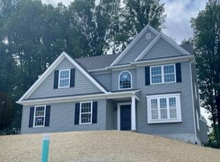 560 Monocacy Trl, Spring Grove, PA 17362