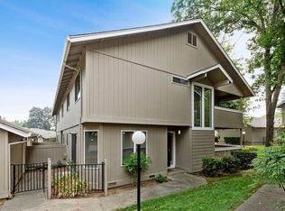 8097 Briar Ridge Ln, Citrus Heights, CA 95610