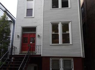 906 W Wrightwood Ave #2, Chicago, IL 60614
