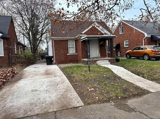20560 Glastonbury Rd, Detroit, MI 48219