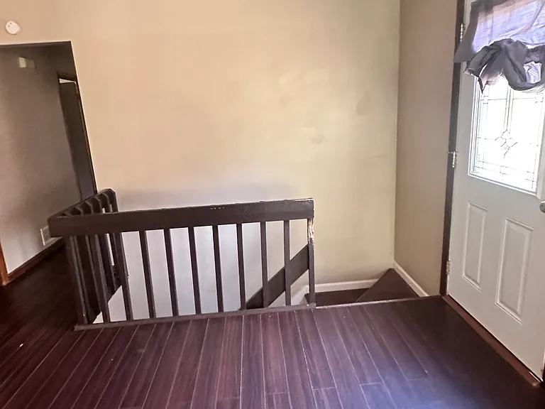 3335 Hillside Dr — Photo 7