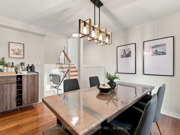 371 Bronte St S #59, Milton, ON L9T 3K5