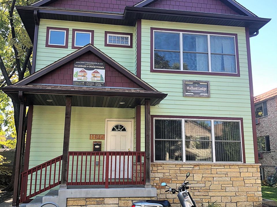 1st image of 1120 8th St SE #1