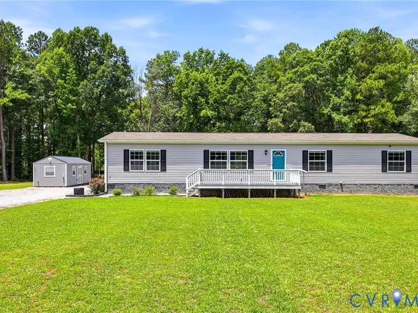 8952 White Oak Church Rd, Wilsons, VA 23894