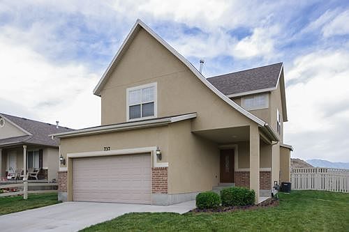 1st image of 737 N Aberdeen Way
