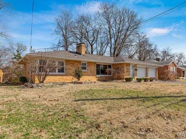 110 Linda Dr, Collinsville, IL 62234