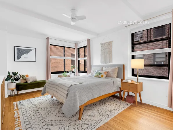 152 East 94th Street 7F image 2 of 5