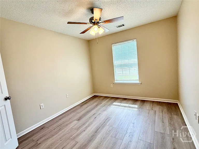 204 Standing Pine Cir — Photo 10