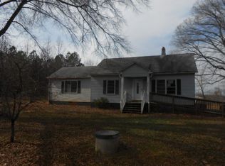 1075 Chatham Rd, Halifax, VA 24558