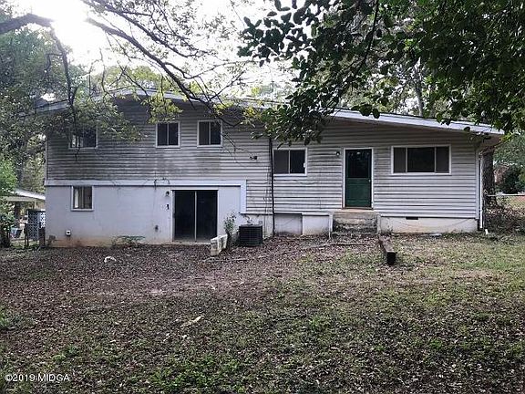 5th image of 332 Clairmont Dr