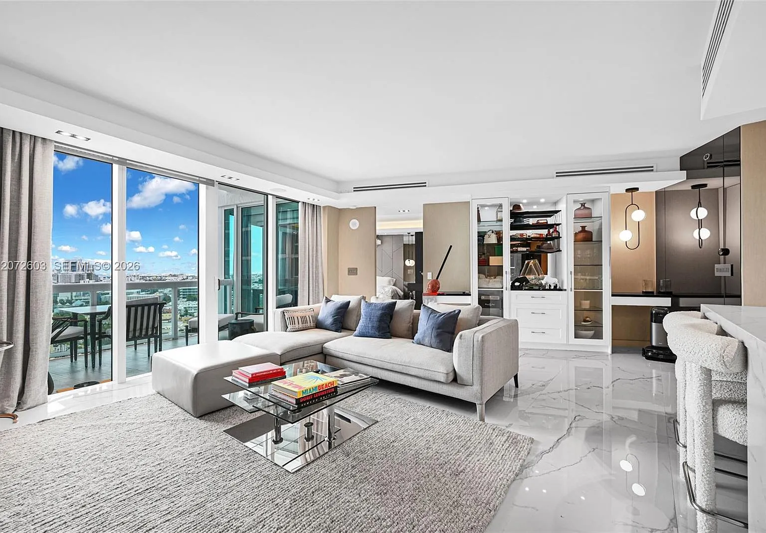 Murano At Portofino Condo — Photo 3