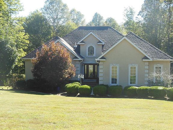 2nd image of 182 Whispering Ln