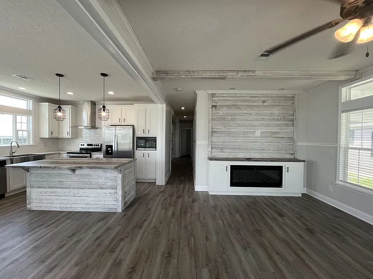 533 Zebra Dr #533 — Photo 1