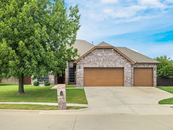 13501 Leather Strap Dr, Fort Worth, TX 76109