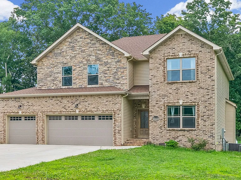 1393 Morning Star Dr — Photo 3