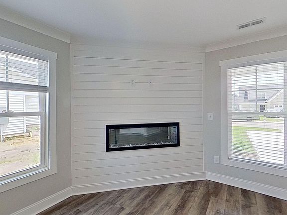 4th image of 820 Sarah Rebecca Drive #B