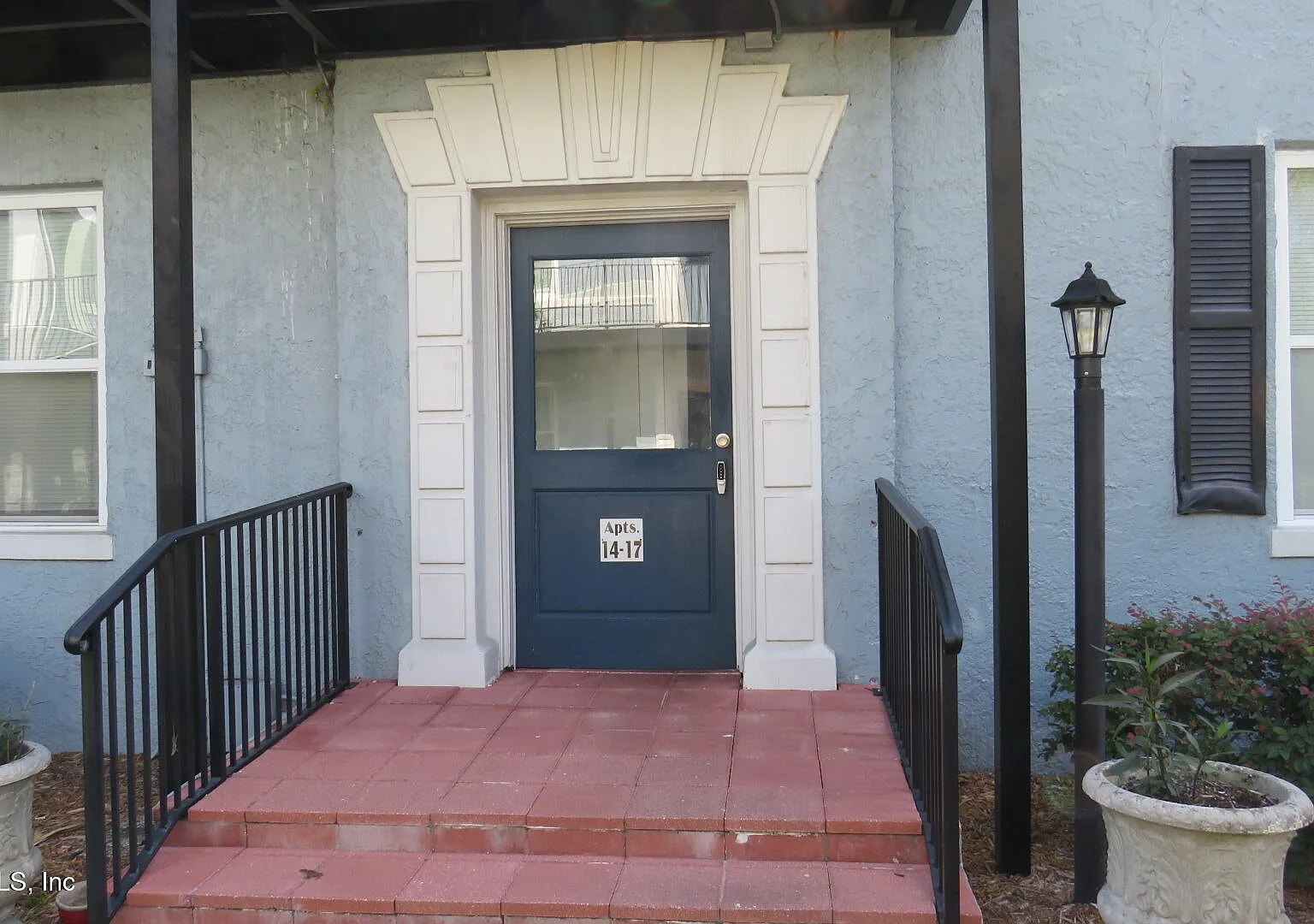 1 bed, 1.0 bath, 700 sqft, $1,100 — Photo 3