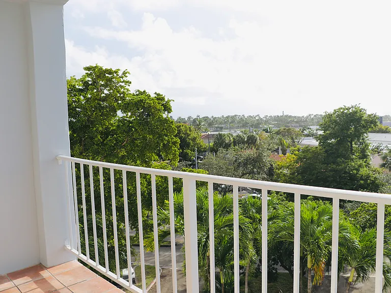 6900 Bay Dr #4A — Photo 5