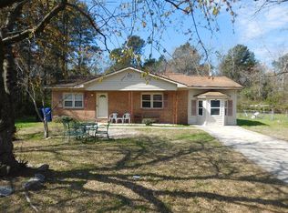 905 Tara Dr, Laurinburg, NC 28352