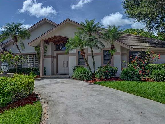 Fabulous Falls Executive Home