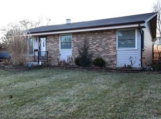 554 S Clarendon Ave, Addison, IL 60101