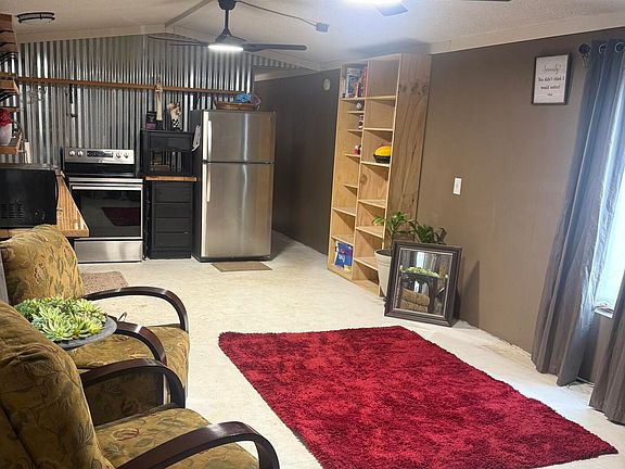 5th image of 11776 N Hauser Lake Rd Space 6