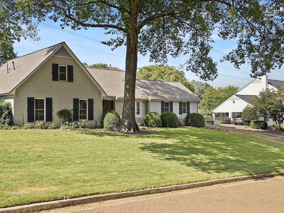 1st image of 7080 Woodridge Ln