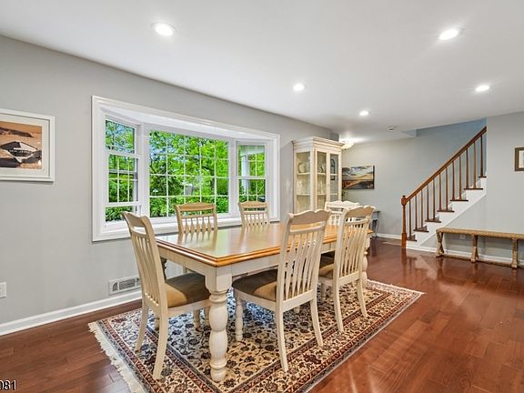 3rd image of 65 Coddington Dr
