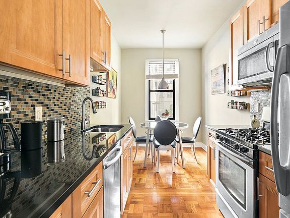 3rd image of 115 Cabrini Blvd #B61