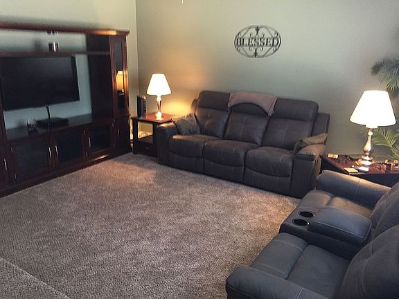 3rd image of 3365 W Oswego Ave