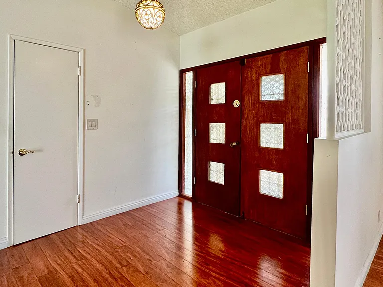 6725 Lennox Ave — Photo 27